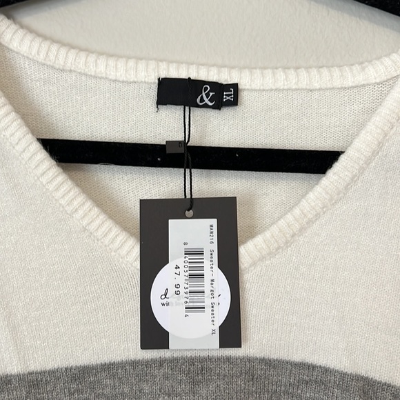 Ampersand Ave NWT gray and white sweater. Size XL. - Picture 3 of 7